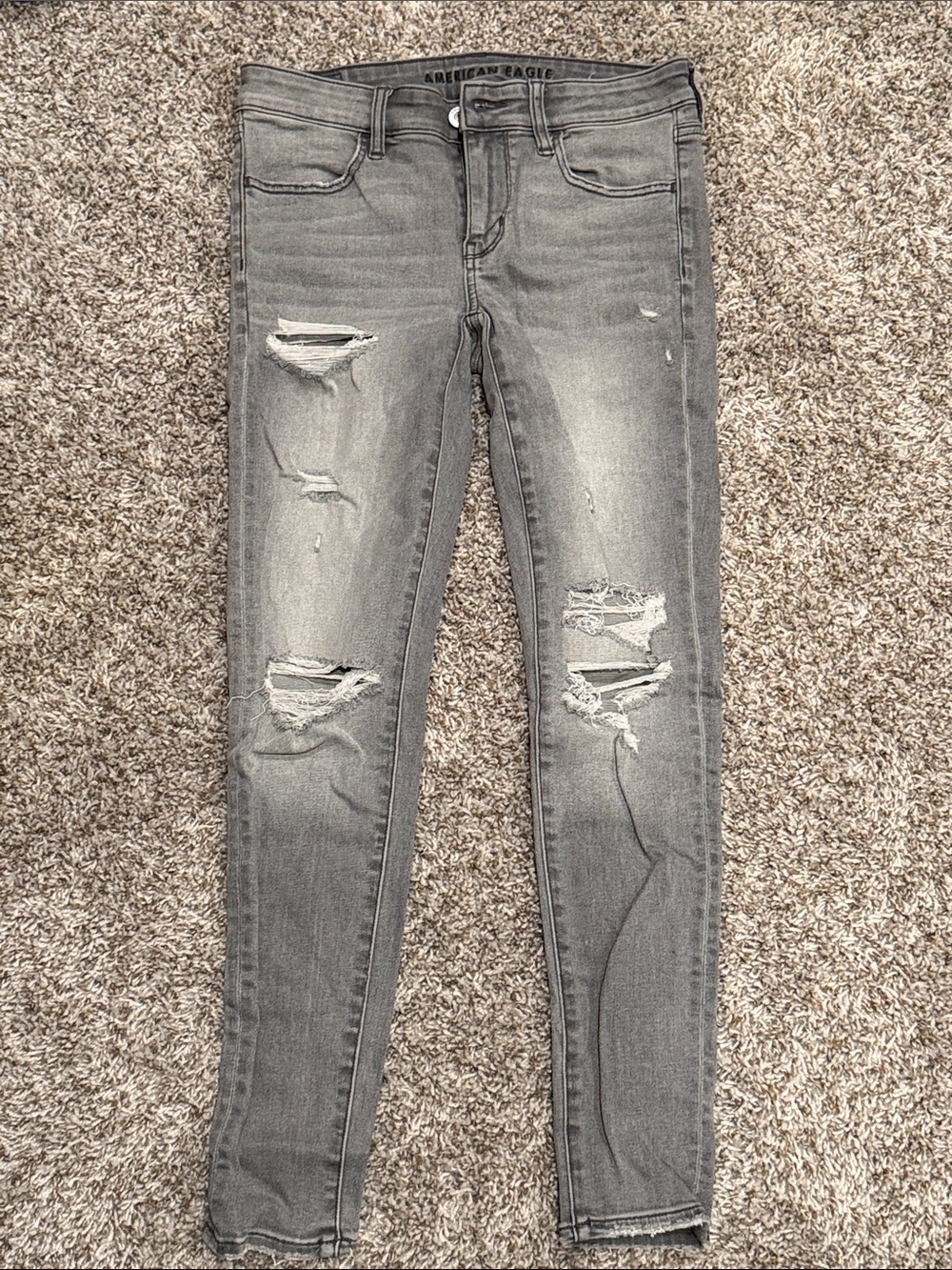 American Eagle Outfitters Gray Distressed Skinny Jeans